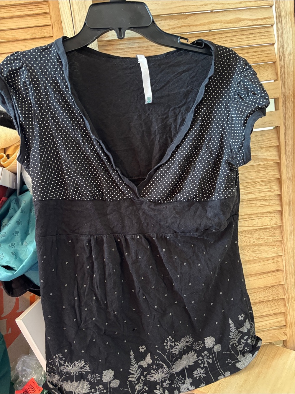 anchor blue Black Polka Dot & Floral V-Neck Short Sleeve Top XL